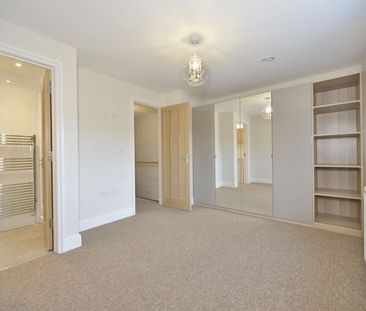 Milford Road, Elstead - 3 bedrooms Property for lettings - Seymours - Photo 1