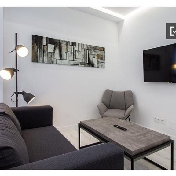 1 room luxury Flat for rent in Madrid, Autonomous Region of Madrid - Photo 1