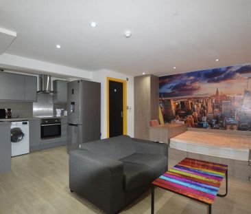 Studio to rent - Photo 1