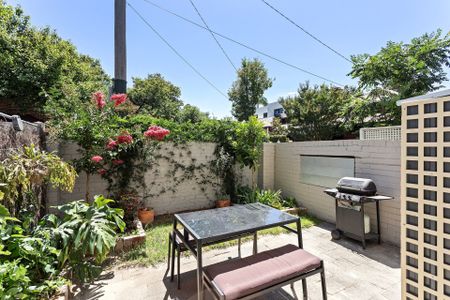 Slice of South Yarra sophistication - Photo 2