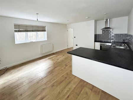 1 bedroom apartment to rent - Photo 2