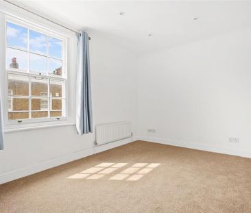 4 bedroom terraced house to rent - Photo 1