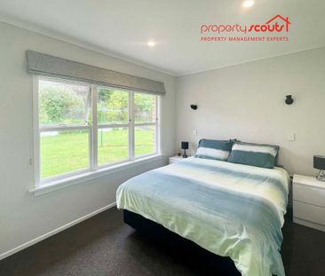 Beauty on Bayly - Photo 6