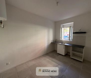 Location Appartement 2 pièces 23m² MARSEILLE 14ème - Photo 2