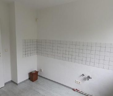 Plauen...mit Balkon! 2-Zi.-Whg. im 4. OG - frei ab Februar - Photo 4