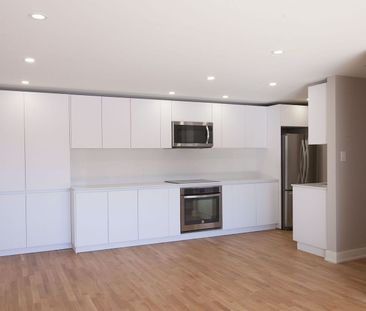 St. Lambert - Photo 4