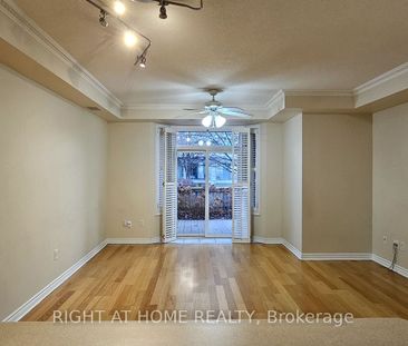 Condo Townhouse For Lease | E7337004 - Photo 6