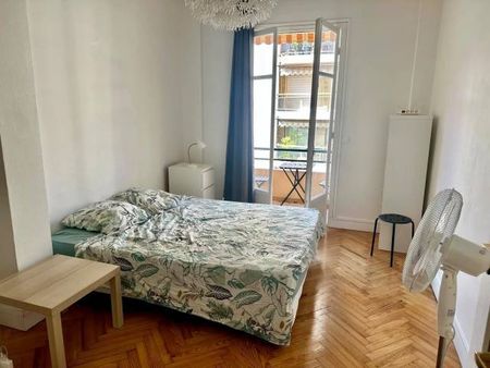 Deux pièces de 54m² avec balcon - Photo 4
