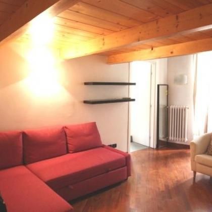 Prati-Vatican: 1 Bedroom loft in well kept building near shops, services, metro. Completely refurbished, living, renovated kitchen, air conditioning. Ref 853 - Photo 3