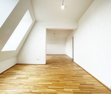 Top moderne Dachgeschosswohnung in Nähe des Flughafens! - Photo 4