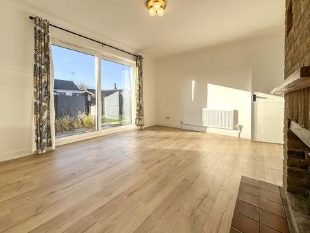 Guelphs Lane, CM6, Dunmow - Photo 2