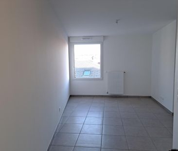 Location Appartement 1 pièce 28m² THONON LES BAINS 74200 - Photo 1