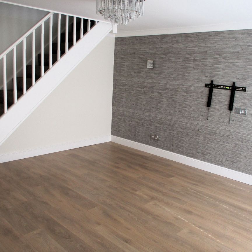 ELMWOOD, COULBY NEWHAM, TS8 - Photo 1