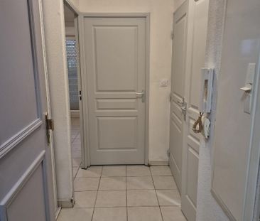 Location Appartement 2 pièces 37m² BAILLEUL 59270 - Photo 3