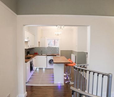 4 bedroom apartment to rent - Photo 2