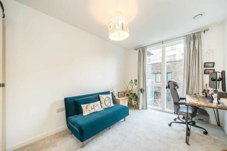 Madeira Street, Canary Wharf, E14 - Photo 4