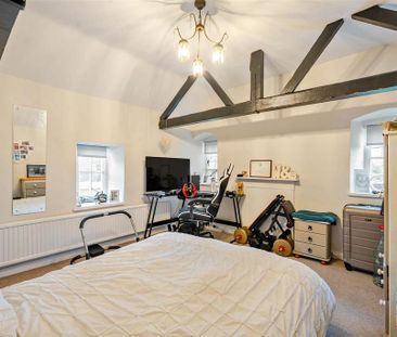 4 bedroom apartment to rent - Photo 6