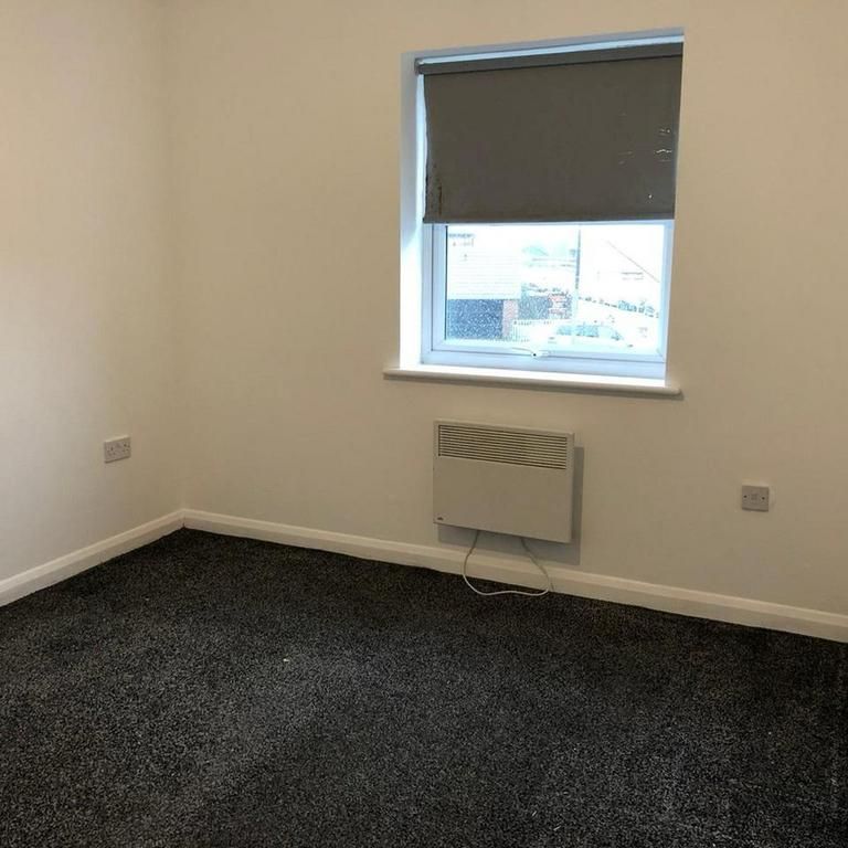 12 bedroom apartment to rent - Photo 1
