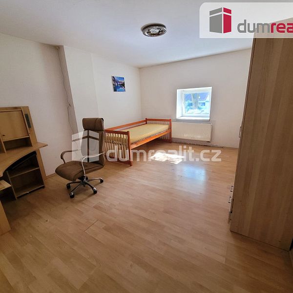 Pronájem bytu 1+kk 17 m² - Photo 1