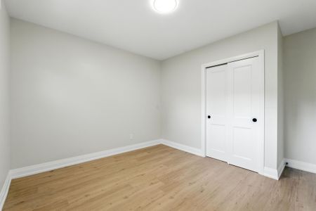 For Lease - 929 Upper Ottawa Street Unit# A, Hamilton, Ontario - Photo 4