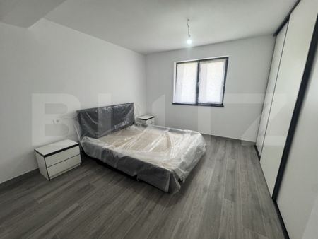 De închiriat – jumătate de duplex, construcție nouă - Photo 4