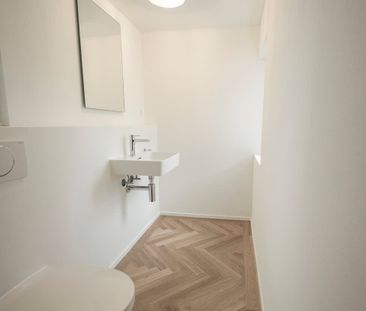 2.5 Zimmer, 124 m², 1. Stock - Photo 4