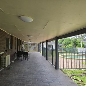 2 Lomond Close, Edge Hill QLD 4870 - House For Rent | Domain - Photo 3