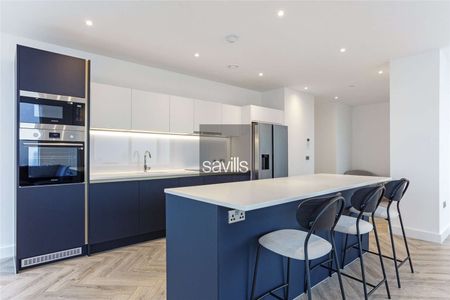 1 MONTH RENT FREE!* Exceptional Fully Furnished Three Double Bedroom Lux Apartment with unrivalled facilities in the Exclusive Cortland Development, Colliers Yard. - Photo 2