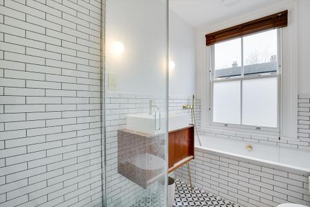 4 bedroom townhouse to rent - Photo 3