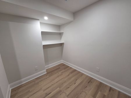 For Lease - 49 Berczy Manor Crescent, Markham, Ontario - Photo 2