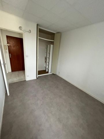 Appartement Compiegne 2 pièce(s) 46.36 m2, - Photo 4