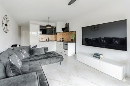 Nowoczesne mieszkanie z ogródkiem, 52m2, 3 pokoje - Photo 3