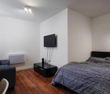 Studio to rent - Photo 3