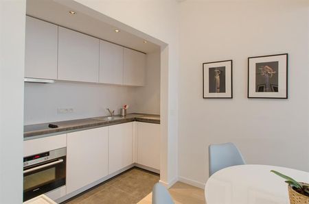 Appartement te huur in Ixelles - Photo 3