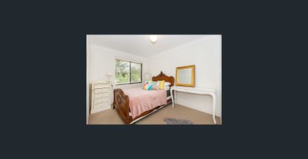 BEAUTIFULLY PRESENTED 2 BEDROOM APARTMENT - Photo 3