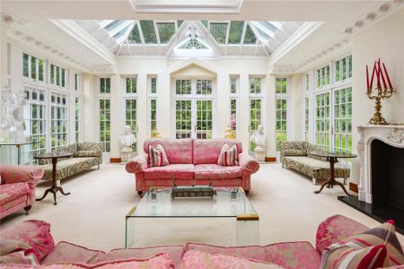 6 bedroom detached house to rent - Photo 3