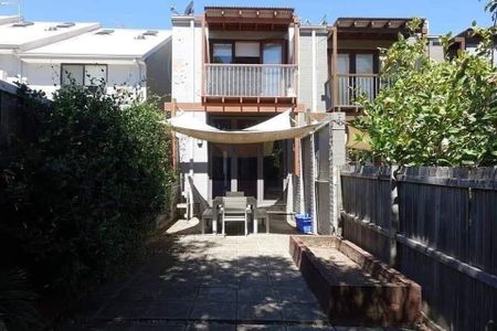 Erskineville - Photo 5