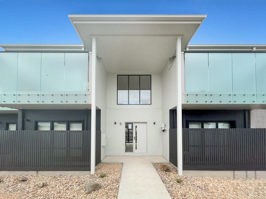 33 Willana Avenue, Hamlyn Heights - Photo 1