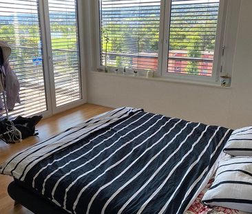 2.5 Zimmerwohnung in Zürich - Photo 2