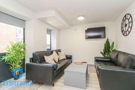 Bills Inclusive - Professional Ensuite Rooms | Talbot Street, NG1 - Photo 2