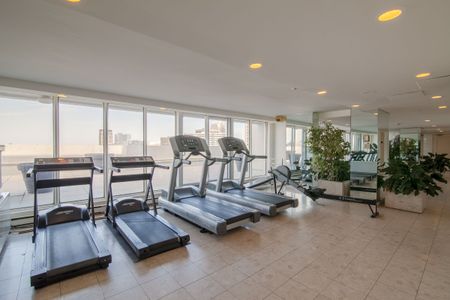 3460 Peel Street - Photo 4