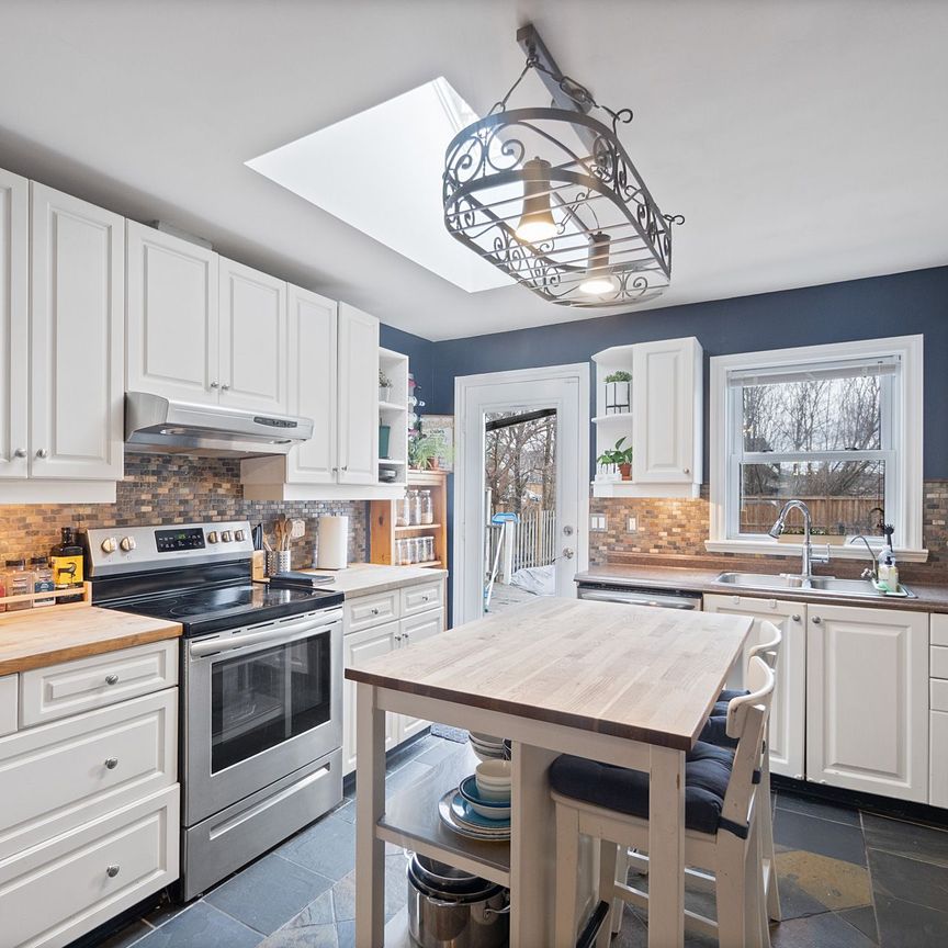 For Lease - 2399 Glenwood School Drive, Burlington, Ontario - Photo 1