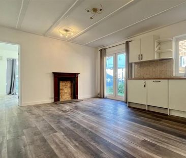 2 bedroom detached bungalow to rent - Photo 5