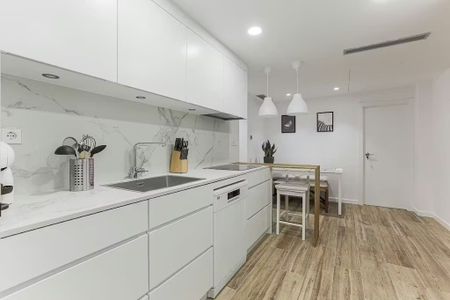 Carrer del Torrent de les Flors, Barcelona, Catalonia 08024 - Photo 3