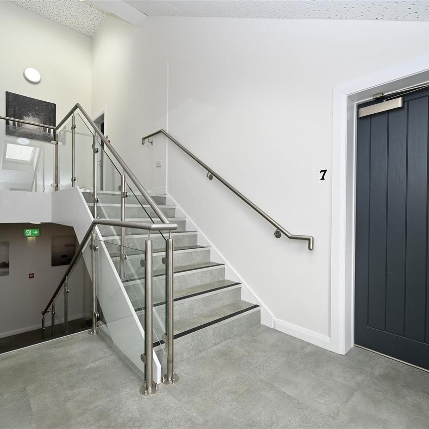 Apt 7, 130 Stranmillis Road, Belfast, BT9 5LW - Photo 2