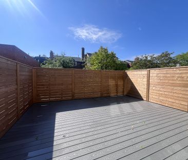 For Lease - 63 Walker Avenue, Toronto, Ontario - Photo 4