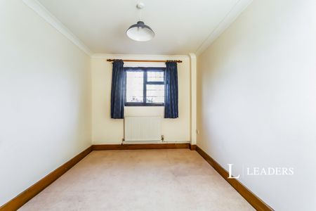 3 bedroom house to rent Station Road, Otford, Sevenoaks, TN14 - Photo 3