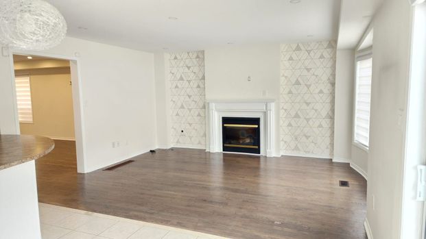 For Lease - 125 Fairhill Avenue, Brampton, Ontario - Photo 1