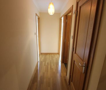 2 Bedroom Property To Rent - Photo 4