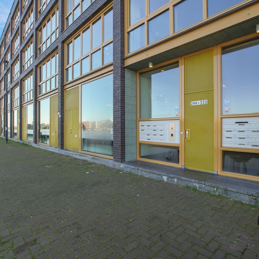 Te huur: Veemkade 308, 1019 HD Amsterdam - Photo 1